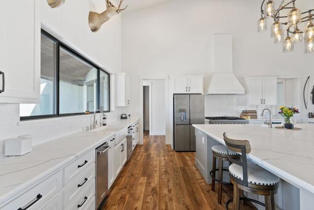 3000 Coppa Court, Hollister CA: https://media.crmls.org/mediaz/659914f7-97a1-472d-8170-ad76db7f7c30.jpg