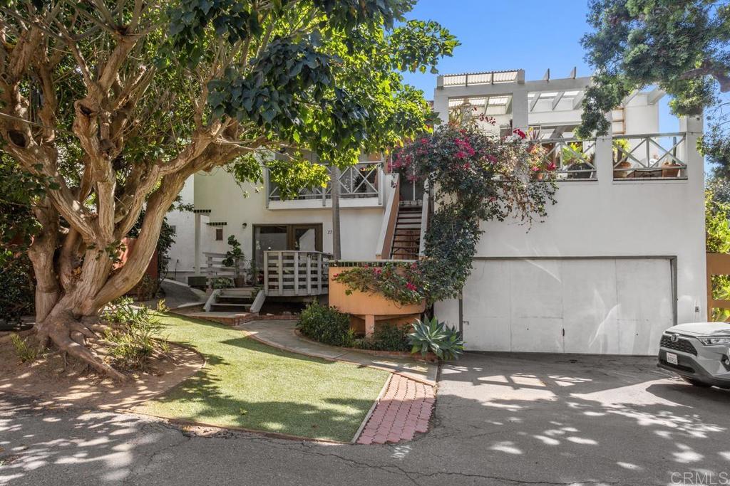 273 Hillcrest Drive - photo 4