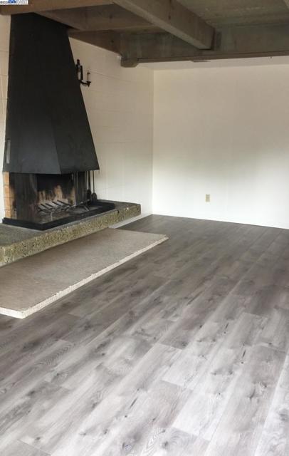 710 10th, Davis CA: https://media.crmls.org/mediaz/6599fe67-b9f5-44db-b42d-ab11a7d0b8b5.jpg