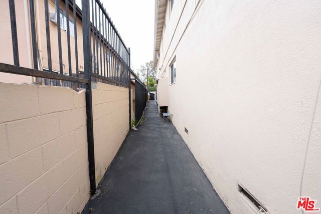 6934 Hinds Avenue, North Hollywood CA: https://media.crmls.org/mediaz/659aa151-899c-470c-9707-1fd68835ddbe.jpg