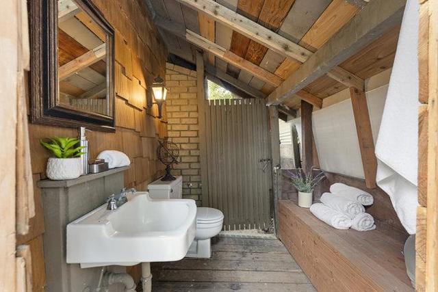 300 Chesham Avenue, San Carlos CA: https://media.crmls.org/mediaz/659b4a51-95bb-4fe7-9d28-a38e35d82e89.jpg
