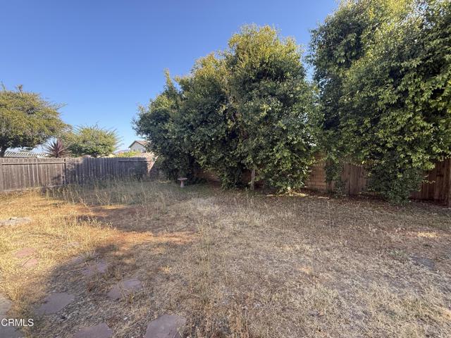 3542 Stiles Avenue, Camarillo CA: https://media.crmls.org/mediaz/659b5b92-058a-44ce-86da-9e986b0a59f4.jpg