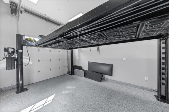 1600 Marlborough Road, Hillsborough CA: https://media.crmls.org/mediaz/659b9fa6-4a02-4cfe-8024-5b39f490e4ad.jpg