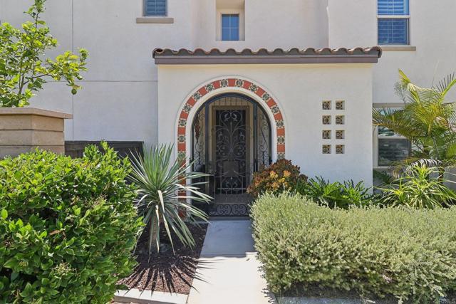 1112 Camino Prado, Chula Vista CA: https://media.crmls.org/mediaz/659ce04f-bc2d-4bff-82fc-e2e6edd8d998.jpg