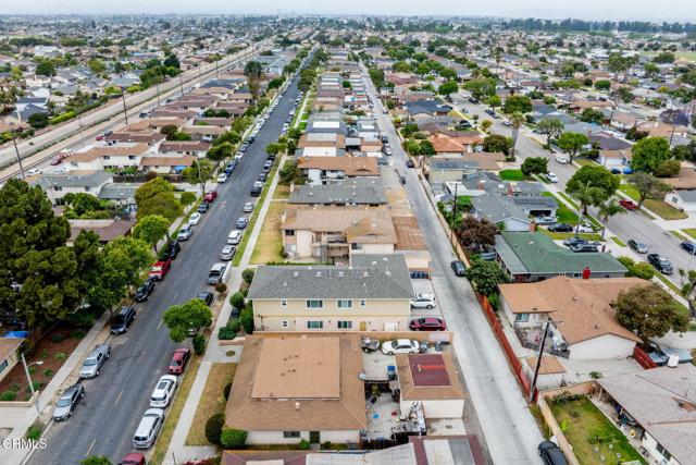 4834 4836 Terrace Avenue, Oxnard CA: https://media.crmls.org/mediaz/659d38f3-ae8a-4e5a-bd4f-1e4d1f121af1.jpg