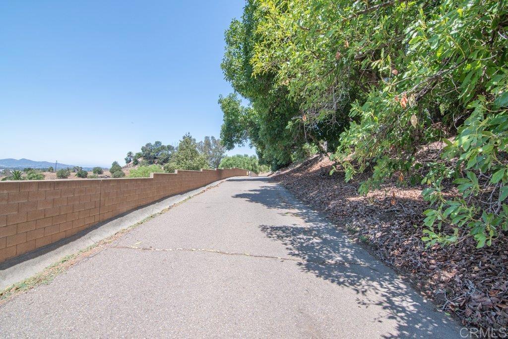 3137 Valley Parkway - photo 17