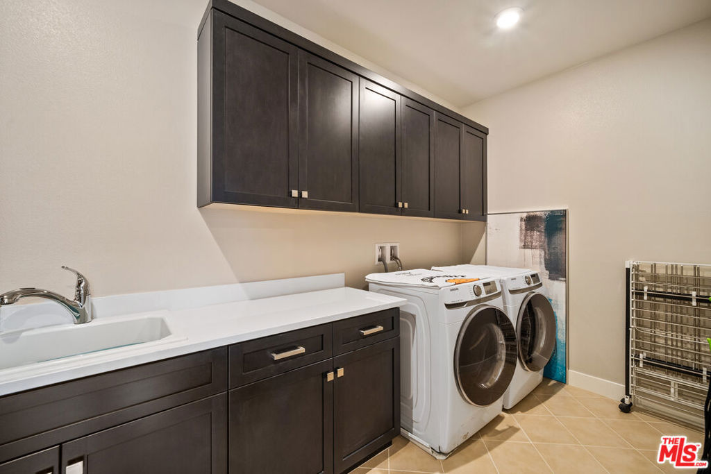 659ea578 3e7b 4f0b 933b 88b72025f26e