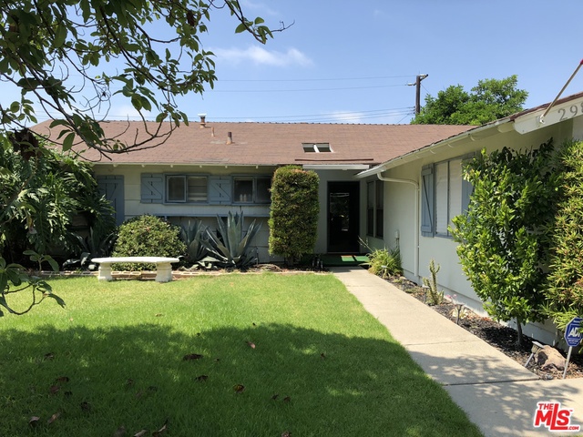 2981 Redwood Ave, Costa Mesa, CA 92626