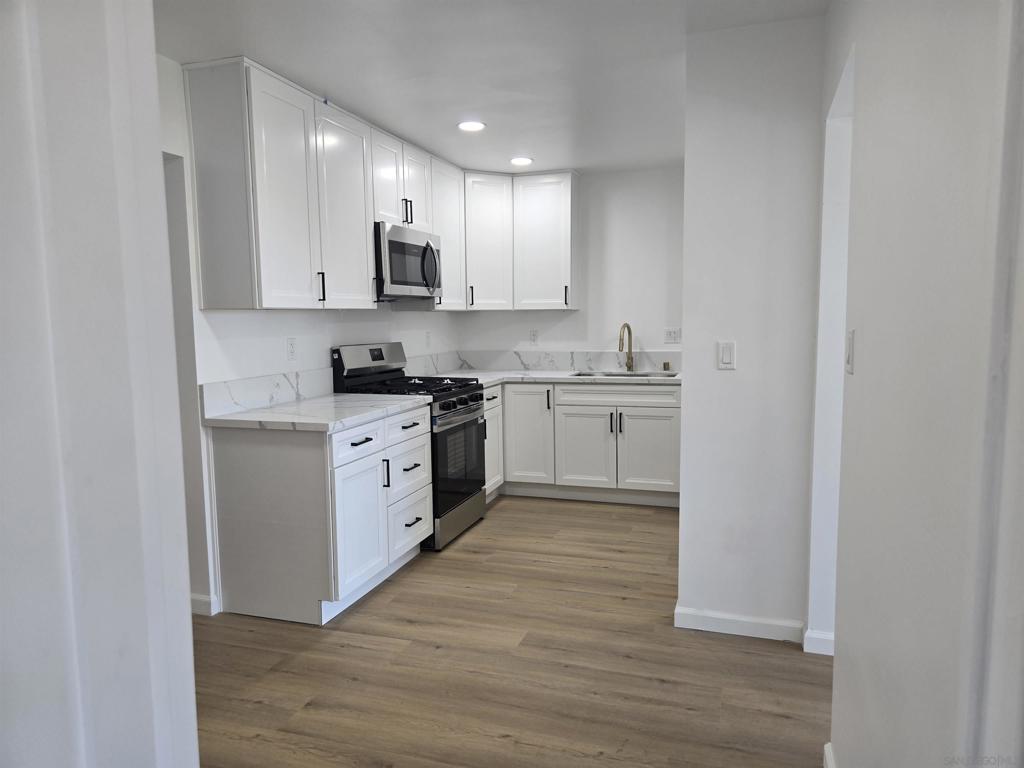 3133 54th St - photo 8