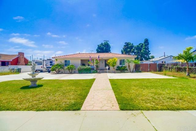 Detail Gallery Image 1 of 1 For 904 9th St, Imperial Beach,  CA 91932 - 4 Beds | 2 Baths