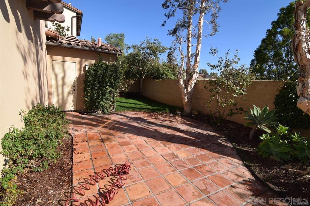 MLS #250039563SD image #29