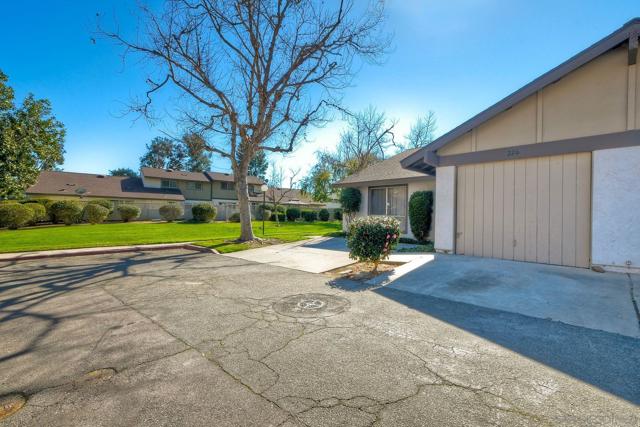 226 Eveningside Glen, Escondido, California 92026, 2 Bedrooms Bedrooms, ,2 BathroomsBathrooms,Single Family Residence,For Sale,Eveningside Glen,250020087SD