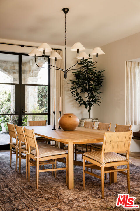 976 N Alpine Drive, Beverly Hills CA: https://media.crmls.org/mediaz/65a2bf5f-c166-468e-b360-46e29528edec.jpg