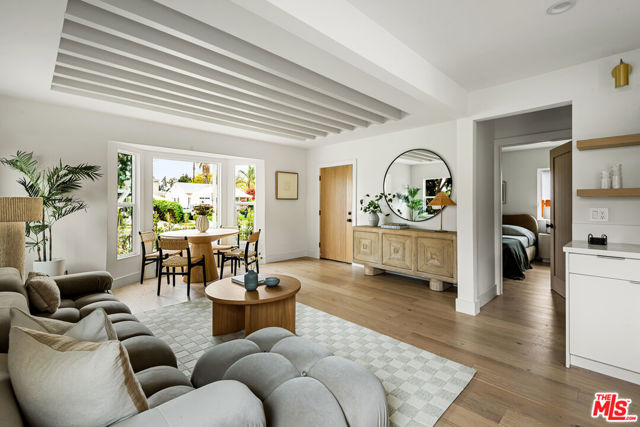 11840 Juniette Street, Culver City CA: https://media.crmls.org/mediaz/65a34f37-5ba2-4e0e-9199-4ff769f2cf58.jpg