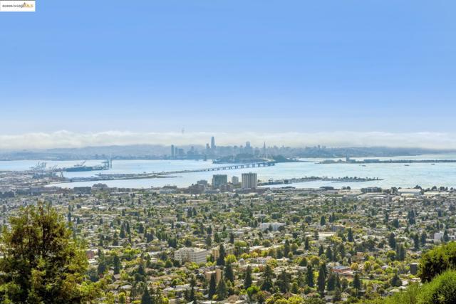 690 PANORAMIC WAY, Berkeley CA: https://media.crmls.org/mediaz/65a3e803-562f-4c19-8db1-ee1eec16b3f5.jpg