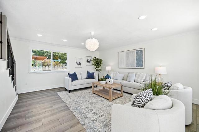 1504 York Avenue, San Mateo CA: https://media.crmls.org/mediaz/65a491fb-320c-4614-8d04-f9a42472d06f.jpg