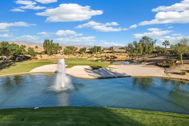 81585 Corte Valdemoro, Indio CA: https://media.crmls.org/mediaz/65a5a8ee-0ecd-468e-a011-805dd7a4085d.jpg