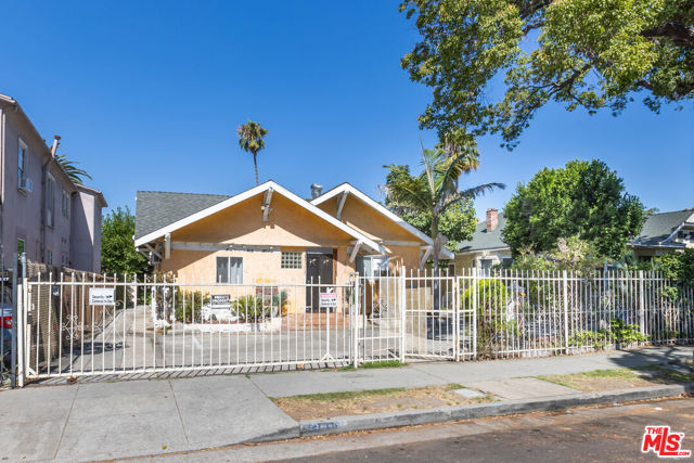 Image 3 for 3913 S Budlong Ave, Los Angeles, CA 90037