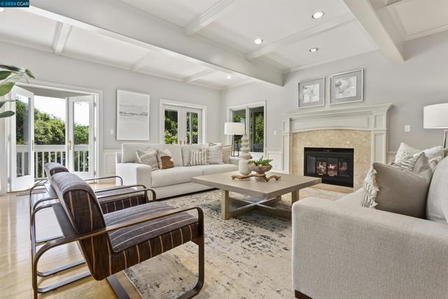 Image 2 of 30 For 291 Monte Vista Ridge Rd