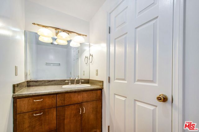 4521 Don Timoteo Drive, Los Angeles CA: https://media.crmls.org/mediaz/65a7be2f-e649-4921-9279-4561aae091ed.jpg