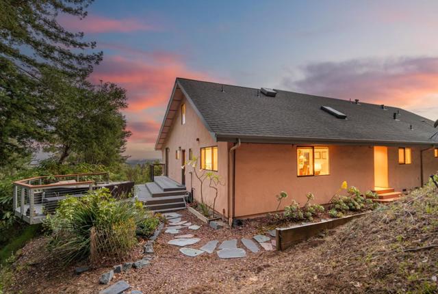 1081 Avocado Road, Watsonville CA: https://media.crmls.org/mediaz/65a80ed5-98a1-4f0a-9efb-45e04414f2de.jpg