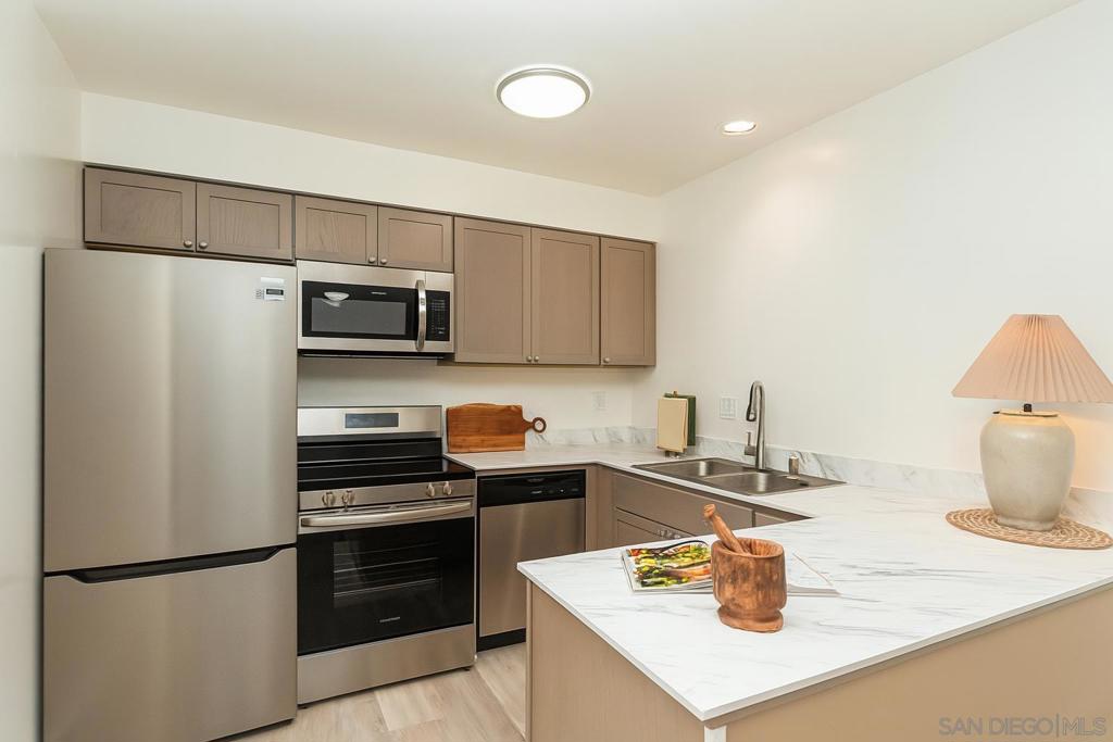 4032 Valeta St - photo 2