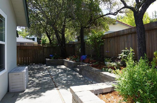 1401 Woodberry Avenue, San Mateo CA: https://media.crmls.org/mediaz/65a87d43-c397-4fdb-8a76-da799a64be35.jpg