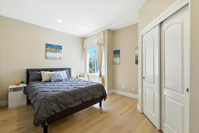 553 Lower Vintners Circle, Fremont CA: https://media.crmls.org/mediaz/65a90f24-92d1-4341-81a3-f27c389c29e3.jpg