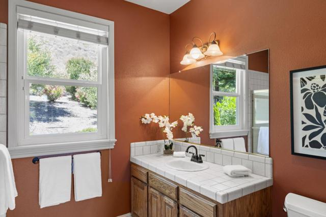 25317 Camino De Chamisal,  CA: https://media.crmls.org/mediaz/65a91662-fe5e-4165-bec9-4ff9bb1c2cac.jpg