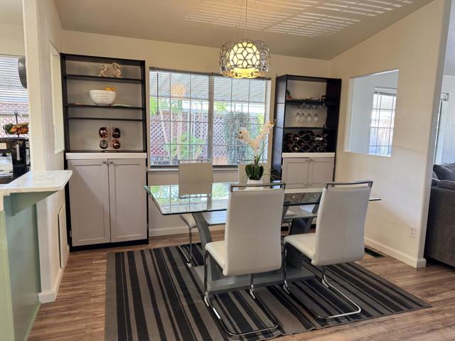 1085 Tasman Drive, Sunnyvale CA: https://media.crmls.org/mediaz/65a9348d-86ec-4855-be3a-944b91f2d010.jpg