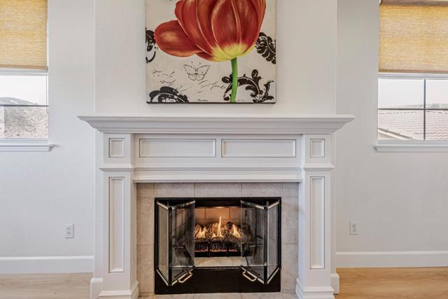 33 Lupine Valley Court, Brisbane CA: https://media.crmls.org/mediaz/65a993e6-86b0-4fa7-b947-c92449cfbcb2.jpg