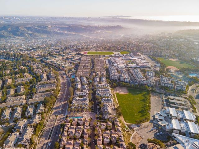 Detail Gallery Image 36 of 48 For 12604 Carmel Country Rd #17,  San Diego,  CA 92130 - 2 Beds | 2/1 Baths
