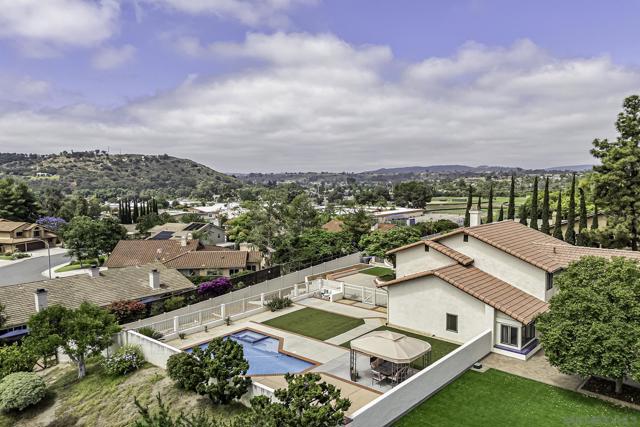 14051 Fiddletown Rd., Poway CA: https://media.crmls.org/mediaz/65aaaee7-f72d-418b-b4d8-37015bf7b376.jpg