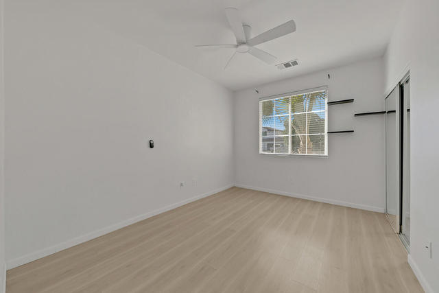 43820 Cape Cod Court, Indio CA: https://media.crmls.org/mediaz/65ad181f-af6f-4373-b73a-d331fc175dd1.jpg