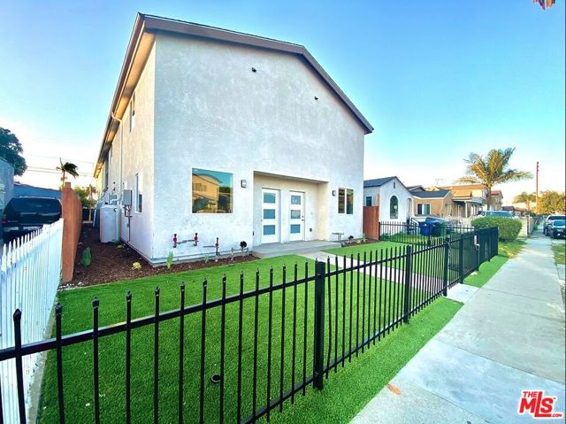 831 83rd Street, Los Angeles, California 90001, ,Multi-Family,For Sale,83rd,24394823