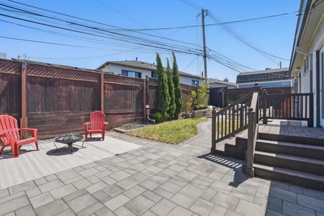 114 Rosewood Way, South San Francisco CA: https://media.crmls.org/mediaz/65ae401b-3aa6-44d2-aca1-d76f3208baca.jpg
