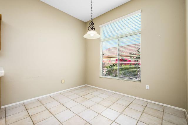 78462 Palm Tree Avenue, Palm Desert CA: https://media.crmls.org/mediaz/65af15fb-7c1d-4938-af5a-81dfda84681d.jpg