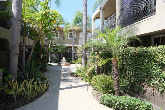 4655 Ohio St, San Diego, California 92116, 2 Bedrooms Bedrooms, ,2 BathroomsBathrooms,Condominium,For Sale,Ohio St,41069324