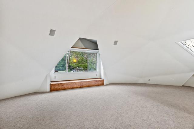 Image 17 of 32 For 420 Sweetwood Way