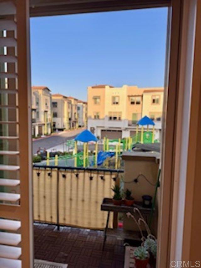 324 MILLSTREAM CT, Santee CA: https://media.crmls.org/mediaz/65b0fda2-be0a-4320-92bb-a7fdade3fb5b.jpg