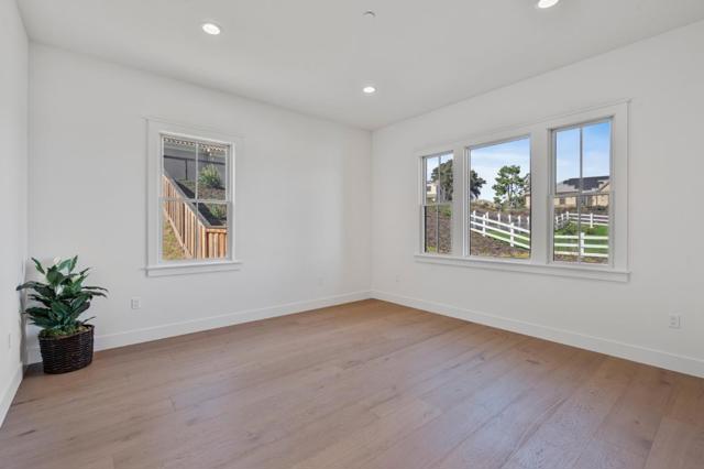 Image 23 of 65 For 8014 Kingbird Ct