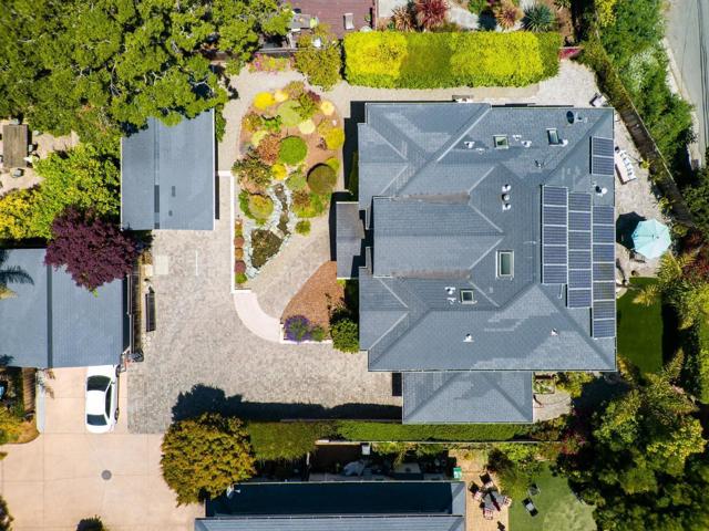 422 Mccormick Avenue, Capitola CA: https://media.crmls.org/mediaz/65b1bc73-4475-4ace-9d75-0edcb29a3343.jpg