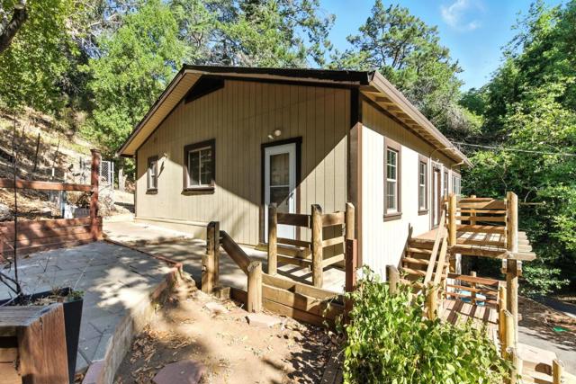 27586 Moody Road, Los Altos Hills CA: https://media.crmls.org/mediaz/65b1e522-98f3-4928-94bd-85b0d16259b0.jpg