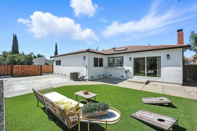 168 Park Dartmouth Place, San Jose CA: https://media.crmls.org/mediaz/65b26fe7-93f1-44c6-be2b-983472aa48b3.jpg