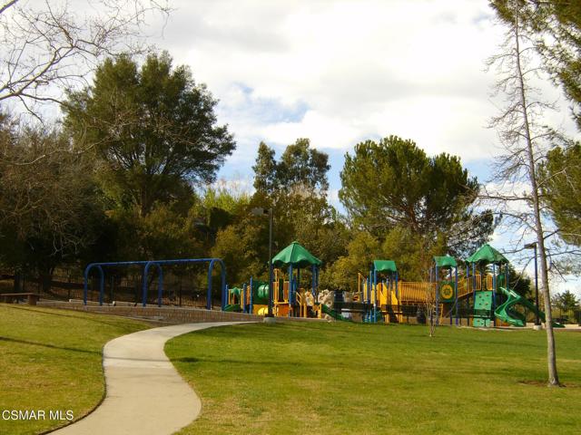 1064 Finrod Court, Westlake Village CA: https://media.crmls.org/mediaz/65b281cf-b337-4718-82a8-442f3ca3e230.jpg
