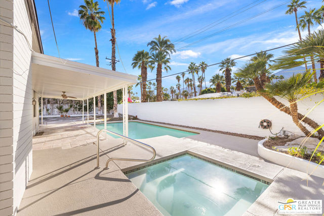 1983 S Yucca Place, Palm Springs CA: https://media.crmls.org/mediaz/65b30fe5-2cae-473b-a971-46f7117c79c5.jpg