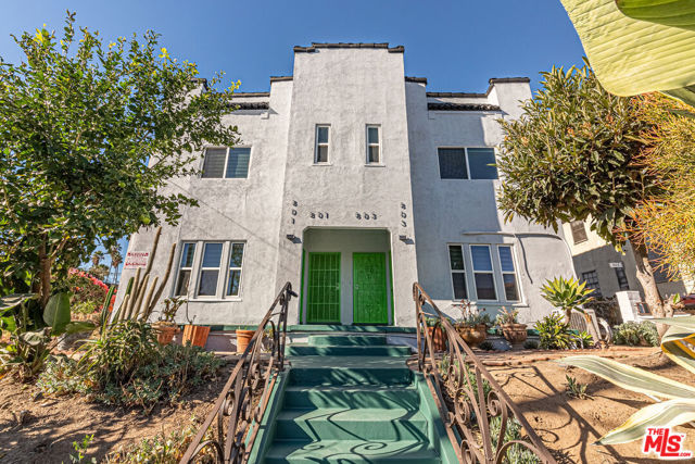 801 N Alexandria Avenue, Los Angeles CA: https://media.crmls.org/mediaz/65b37726-0745-474a-a8ed-7116d249a4b6.jpg
