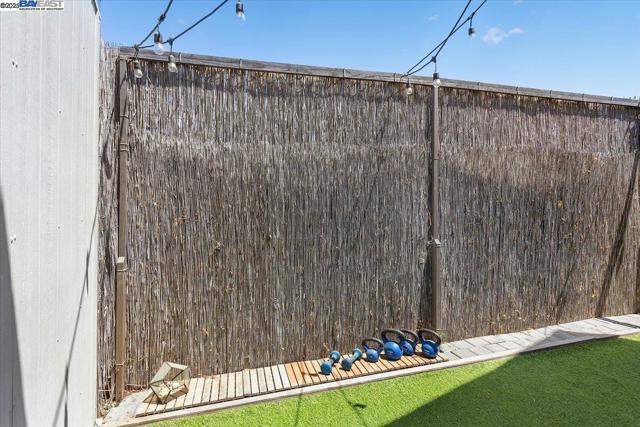 3015 E Bayshore Road #423, Redwood City CA: https://media.crmls.org/mediaz/65b3ce78-b5ab-48df-b5b1-bc302860e6d2.jpg