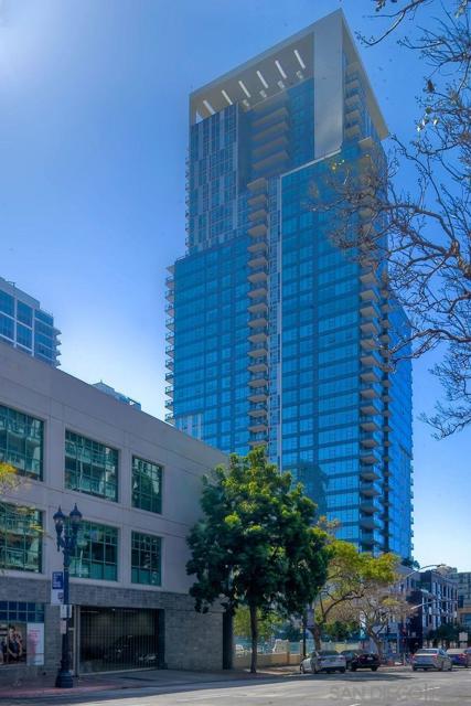 1388 Kettner Blvd, San Diego CA: https://media.crmls.org/mediaz/65b42489-babb-4815-9239-4b6ad0a163ca.jpg