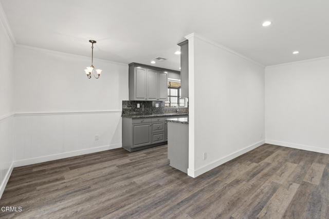 Detail Gallery Image 7 of 33 For 13351 Raven, Sylmar,  CA 91342 - 4 Beds | 2 Baths